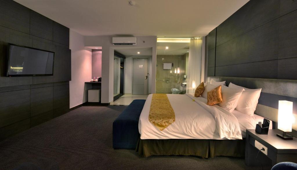 Tjokro Hotel Pekanbaru Dış mekan fotoğraf