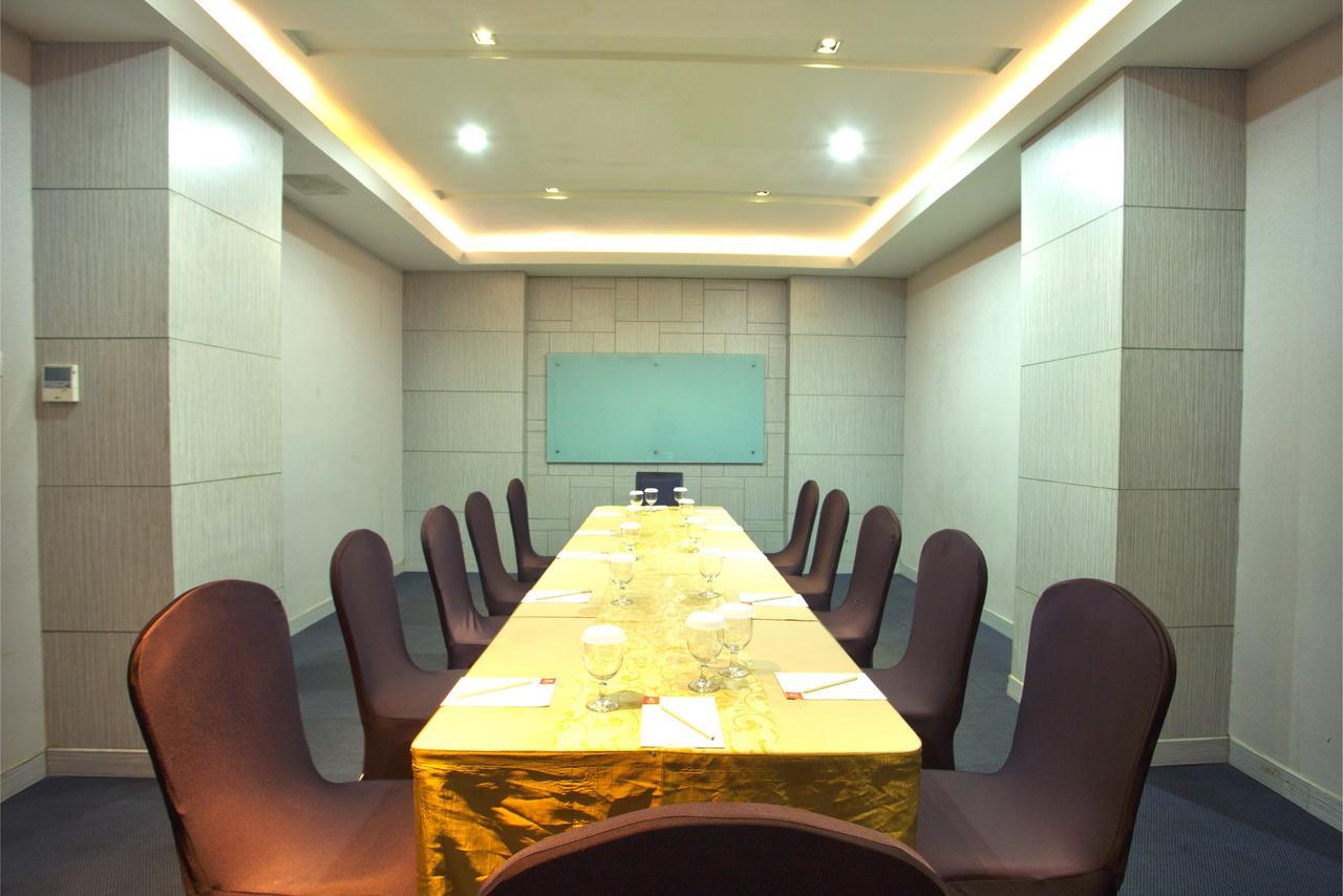 Tjokro Hotel Pekanbaru Dış mekan fotoğraf