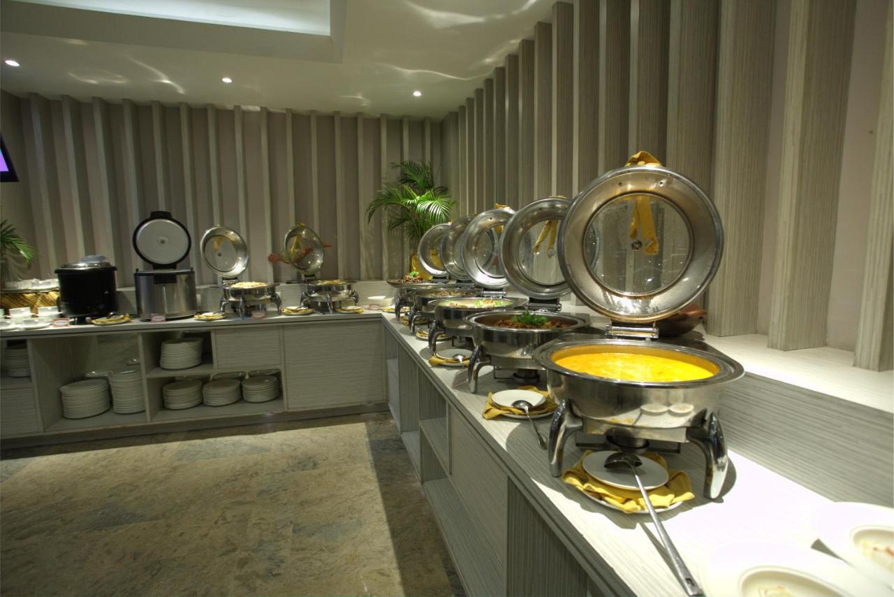 Tjokro Hotel Pekanbaru Oda fotoğraf