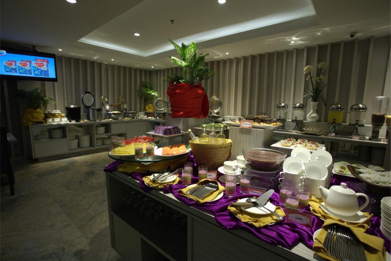 Tjokro Hotel Pekanbaru Oda fotoğraf